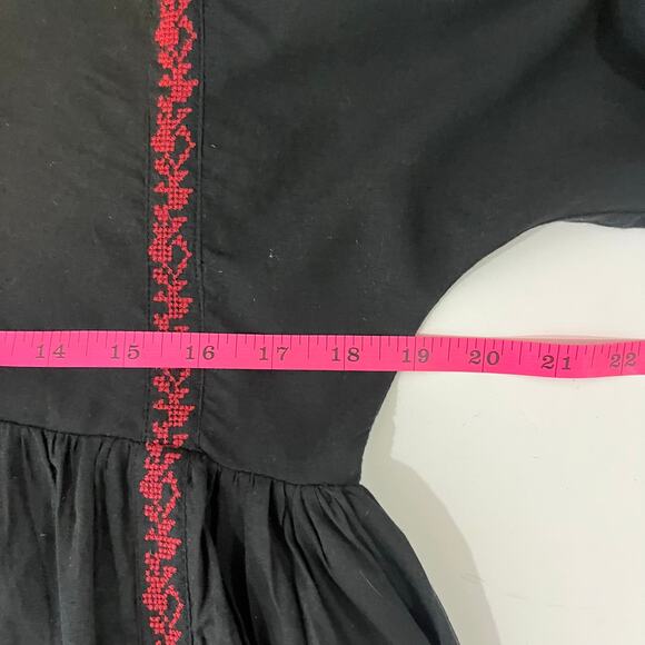 Roller Rabbit Betania Top Womens XS Black Boho Embroidered Long Sleeve V-Neck - Picture 9 of 10